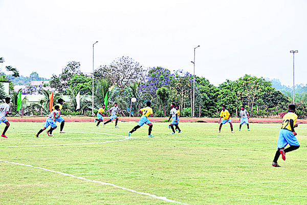 అండర్‌–15 ఫుట్‌బాల్‌ పోటీలు 1