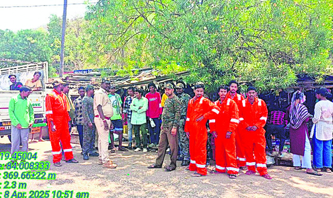 ఆనంద్‌ బజార్‌లో గాయపడిన పోటు కార్మికుడు 1