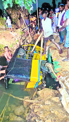 షెడ్యూల్‌ మేరకు పదో తరగతి మూల్యాంకనం 2