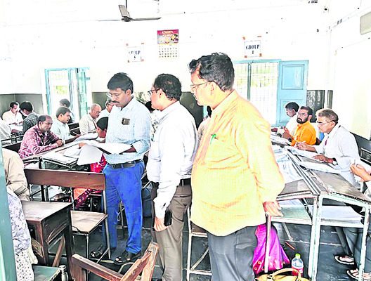 షెడ్యూల్‌ మేరకు పదో తరగతి మూల్యాంకనం 1