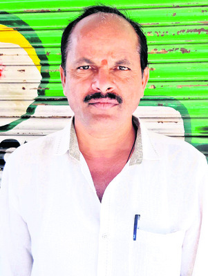 ప్రజారోగ్యం గాలికి..! 1