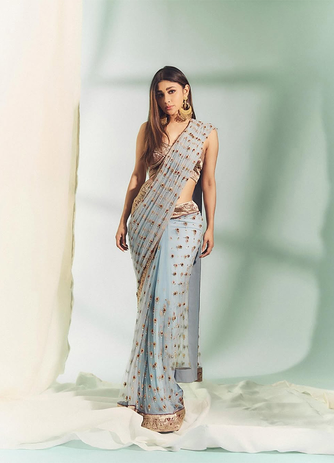 Actress Mouni Roy Latest Pics13