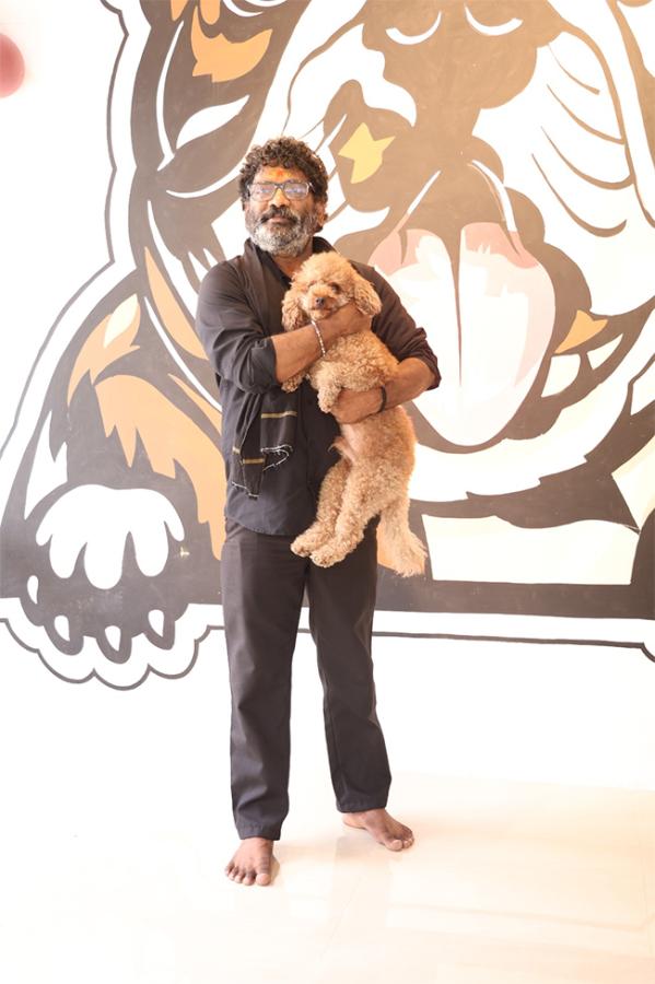 Lyricist Chandrabose Inaugurates Doggy Ville at Banjara Hills Hyderabad2