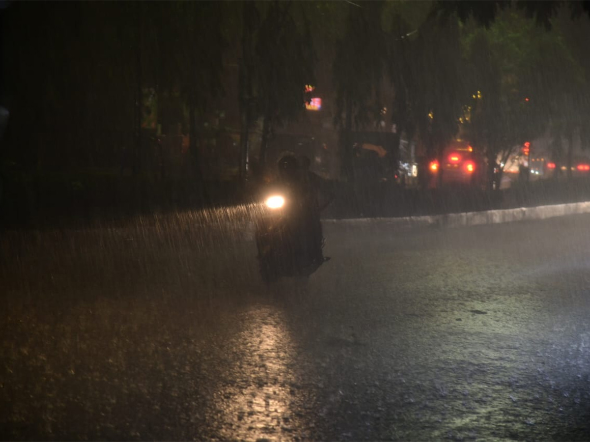 heavy rain in visakhapatnam14