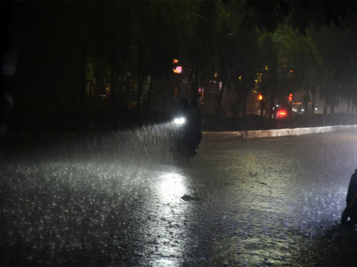 heavy rain in visakhapatnam8