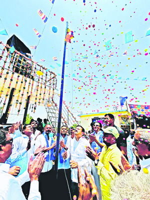 అంబేడ్కర్ ఆశయాలను నెరవేర్చాలి1