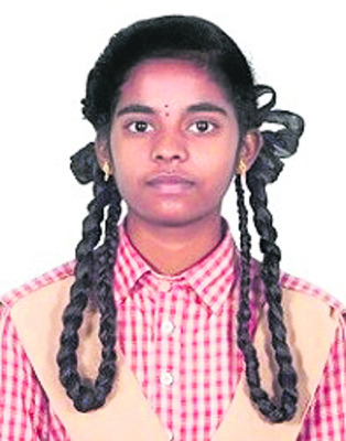 సత్తాచాటిన పేదింటి కుసుమాలు2