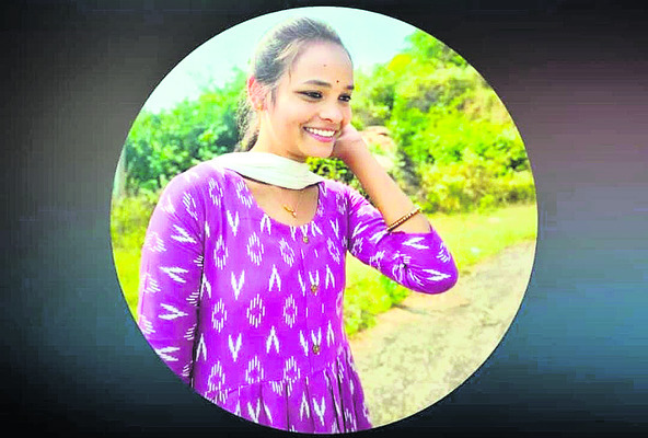 ఫ్రెండ్కి సెండ్ ఆఫ్ ఇచ్చేందుకు వెళ్తూ..3