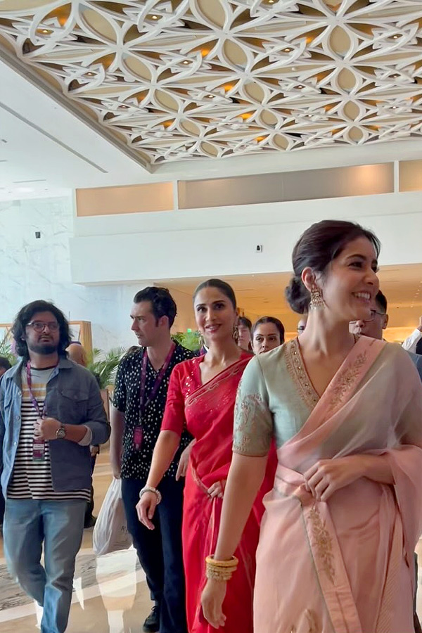 WAVES Summit 2025.. Sobhita Dhulipala And Naga Chaitanya As a special Attraction PHotos10