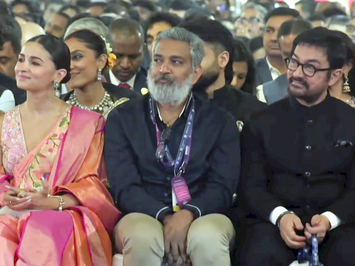 WAVES Summit 2025.. Sobhita Dhulipala And Naga Chaitanya As a special Attraction PHotos6