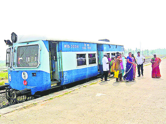 ఎన్నేళ్లీ రెడ్‌ సిగ్నల్‌?1