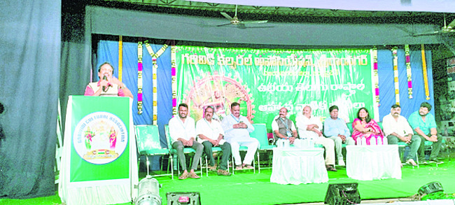 నానాటిక అభివృద్ధి చెందాలి1