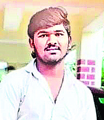 రెండు బైక్లు ఢీ.. ఇద్దరి దుర్మరణం1