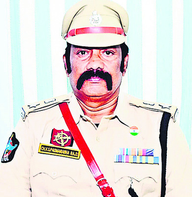ఇంటర్‌ సప్లిమెంటరీ  హాల్‌టికెట్ల పంపిణీ   1