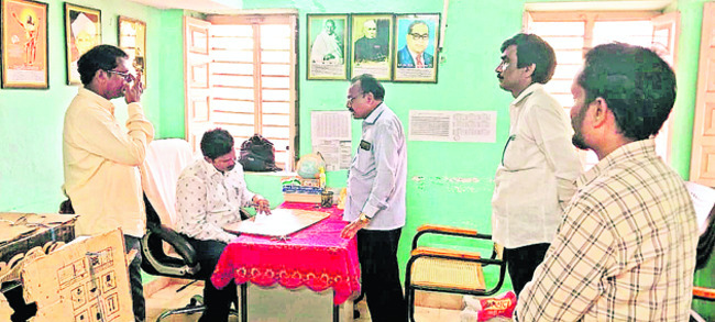 పైడితల్లి అమ్మవారికి స్వర్ణ పుష్పార్చన 1