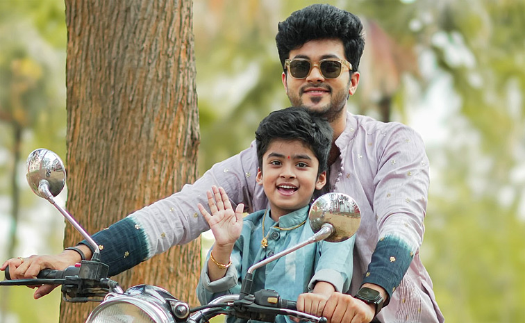 Have you seen The family of serial Actress Vishnupriya? Photos5