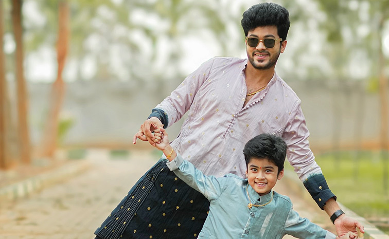 Have you seen The family of serial Actress Vishnupriya? Photos8
