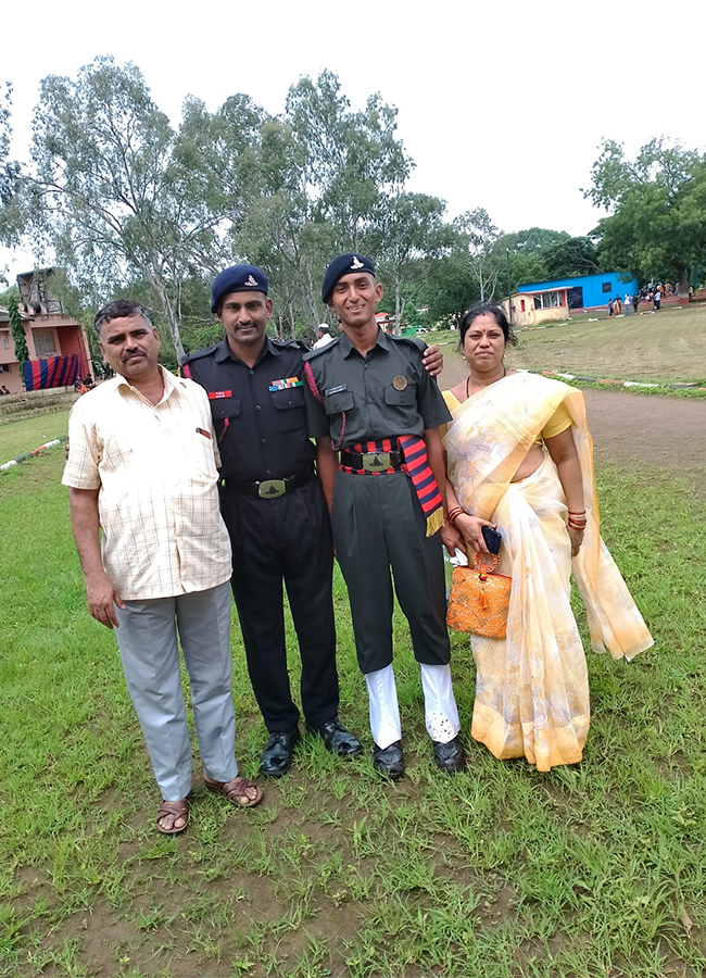 Photos Of Indian Army Jawan Murali Nayak Passed Away In Pakistan War5