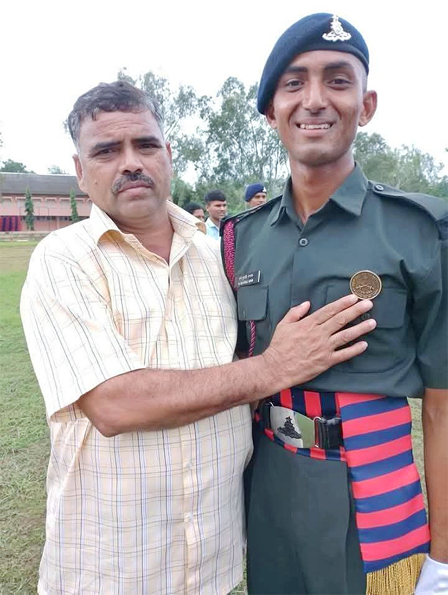 Photos Of Indian Army Jawan Murali Nayak Passed Away In Pakistan War6