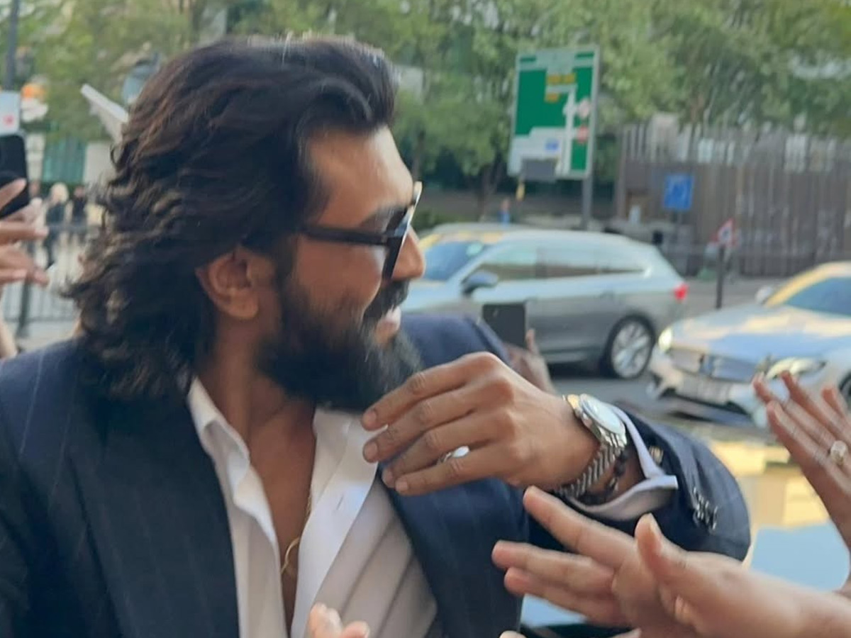 Ram Charan Receives Warm Welcome In London Ahead of Wax Statue Inauguration Photos4