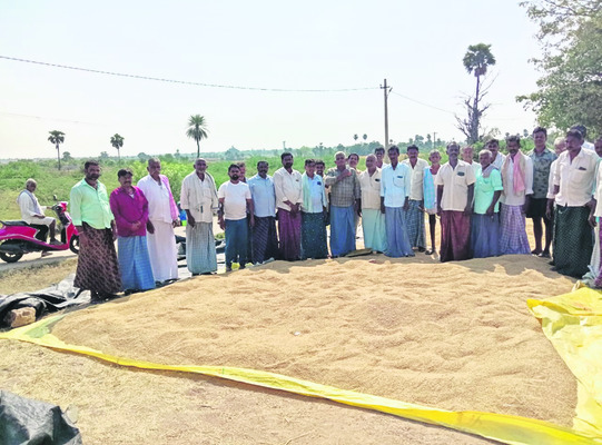 కొనుగోళ్లకు కొర్రీలు? 1