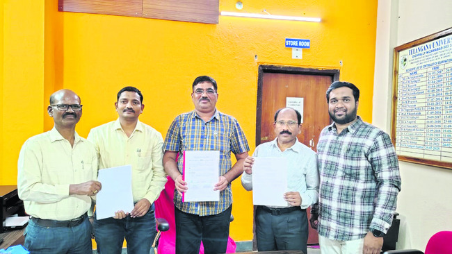 పత్రికా స్వేచ్ఛకోసం నిరసన గళం3