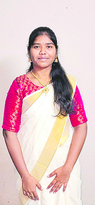 హాస్టల్ గదిలో ఉరేసుకుని.. 1
