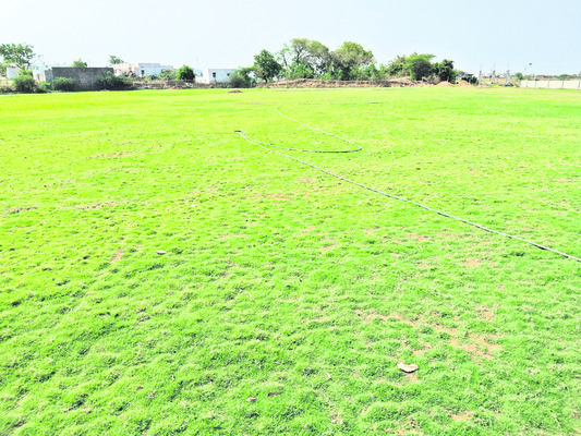శరవేగంగా సాగుతున్న ‘టర్ఫ్’ పనులు1