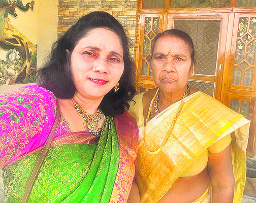 ● ఏ బహుమతి ఇచ్చినా తక్కువే.. ● తల్లి నిర్ణయాలకు ప్రాధాన2