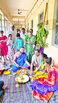 ప్రేమ సమాజానికి పెళ్లి కళ 1