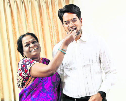 అమ్మా.. నీకు వందనం 1