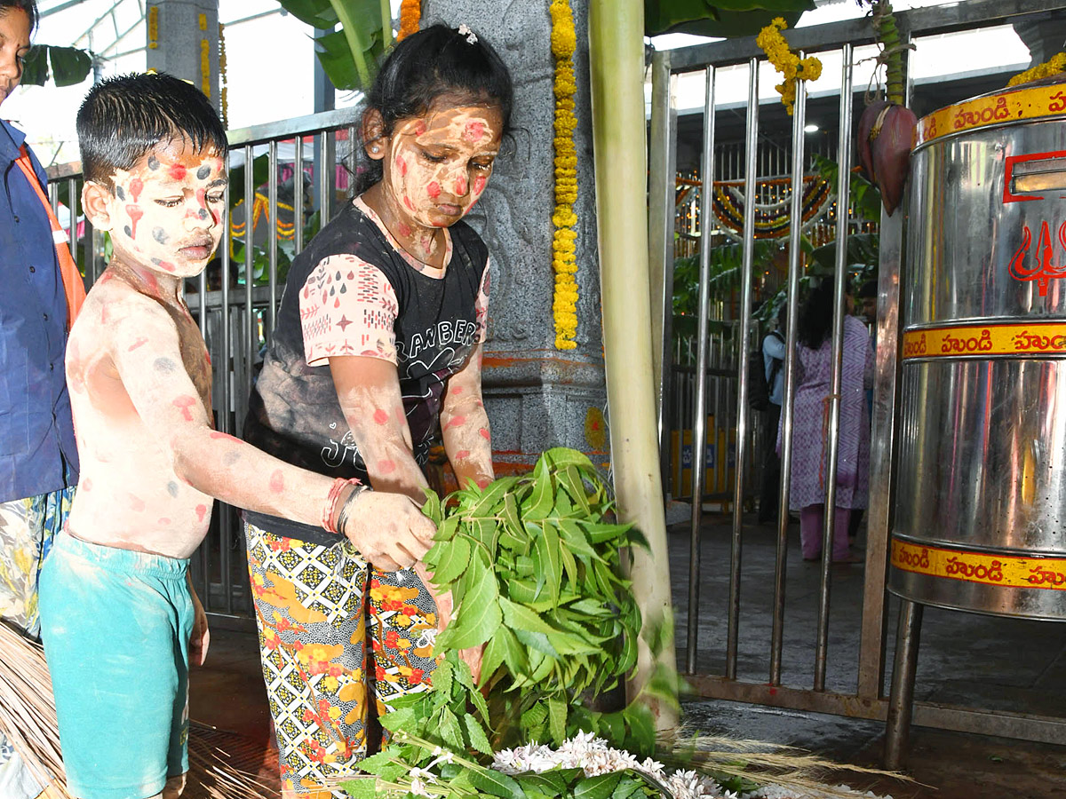 Tataiahgunta Gangamma Jatara in Tirupati Photos18