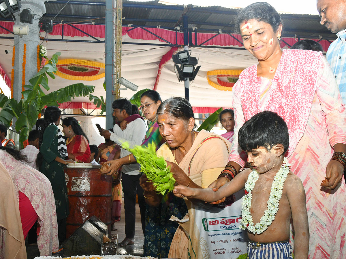 Tataiahgunta Gangamma Jatara in Tirupati Photos19