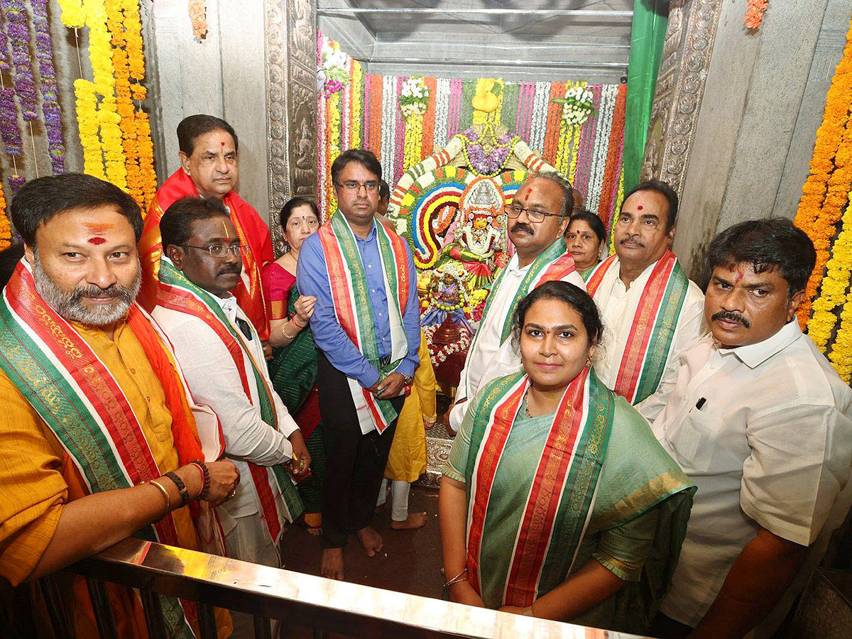 Tataiahgunta Gangamma Jatara in Tirupati Photos8