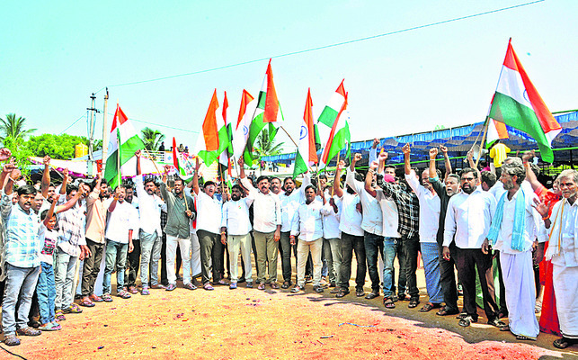 ప్రముఖుల నివాళి.. 3