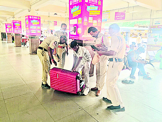 నేడు ప్రజా ఫిర్యాదుల నమోదు, పరిష్కార వేదిక 1