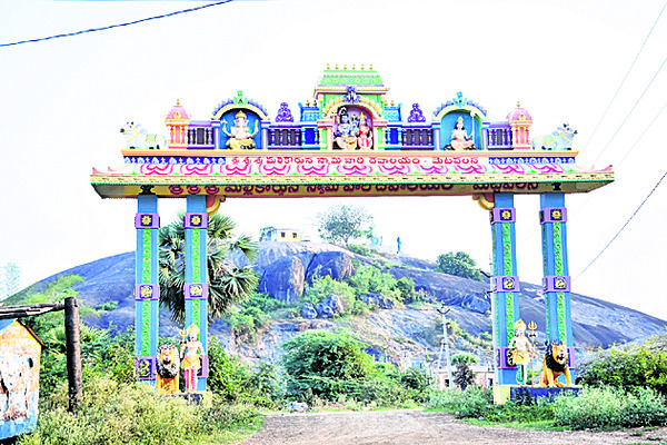 ఎన్నేళ్లకు పెద్ద పండగ వచ్చె..1