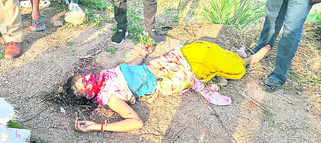 తాగునీటి కోసం వెళ్లి అనంత లోకాలకు..1
