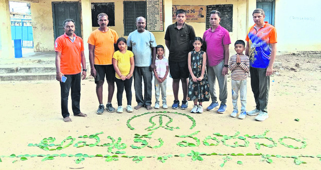 ‘అమ్మకు వినూత్న వందనం’1