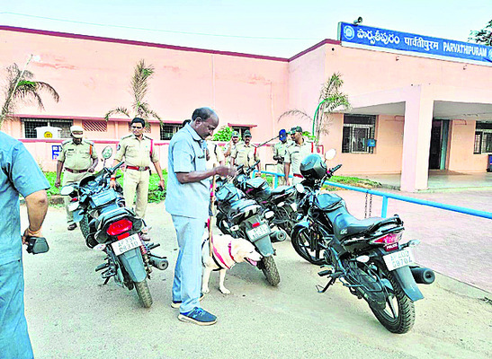 వారానికి రూ.వంద కొట్టు..2