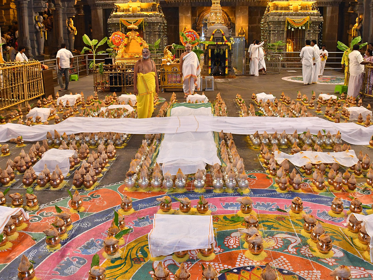 Giri Pradakshina In Yadagirigutta Sri Lakshmi Narasimha Swamy Temple11