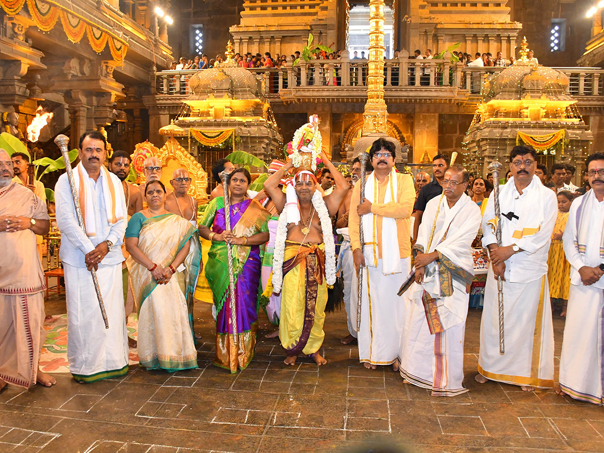 Giri Pradakshina In Yadagirigutta Sri Lakshmi Narasimha Swamy Temple8