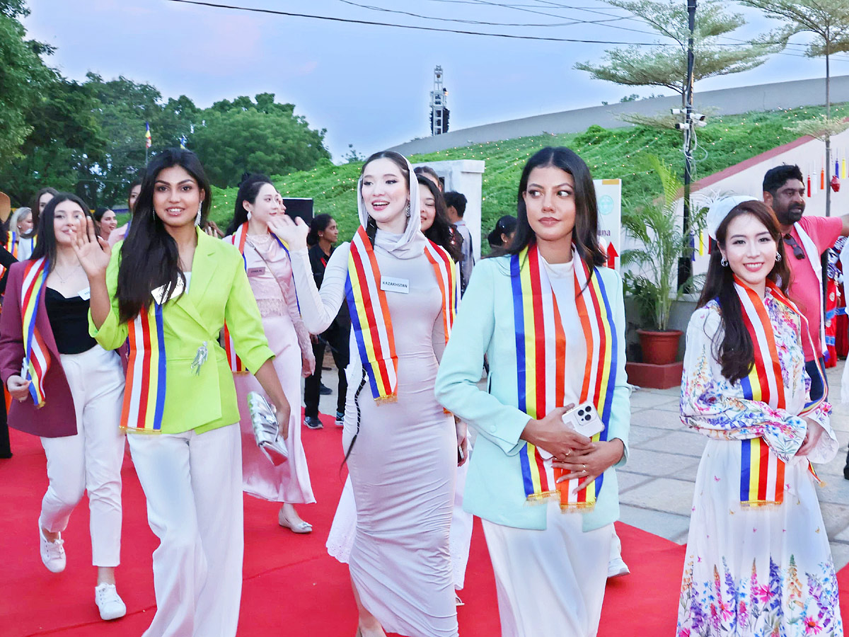 Miss World Contestants Visit Nagarjunasagar Buddhavanam Photos12