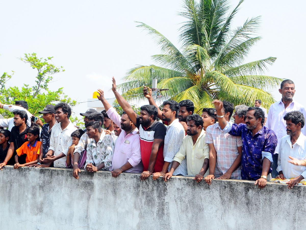Operation Sindoor : Emotional Farewell to Martyr Murali Naik Photos15