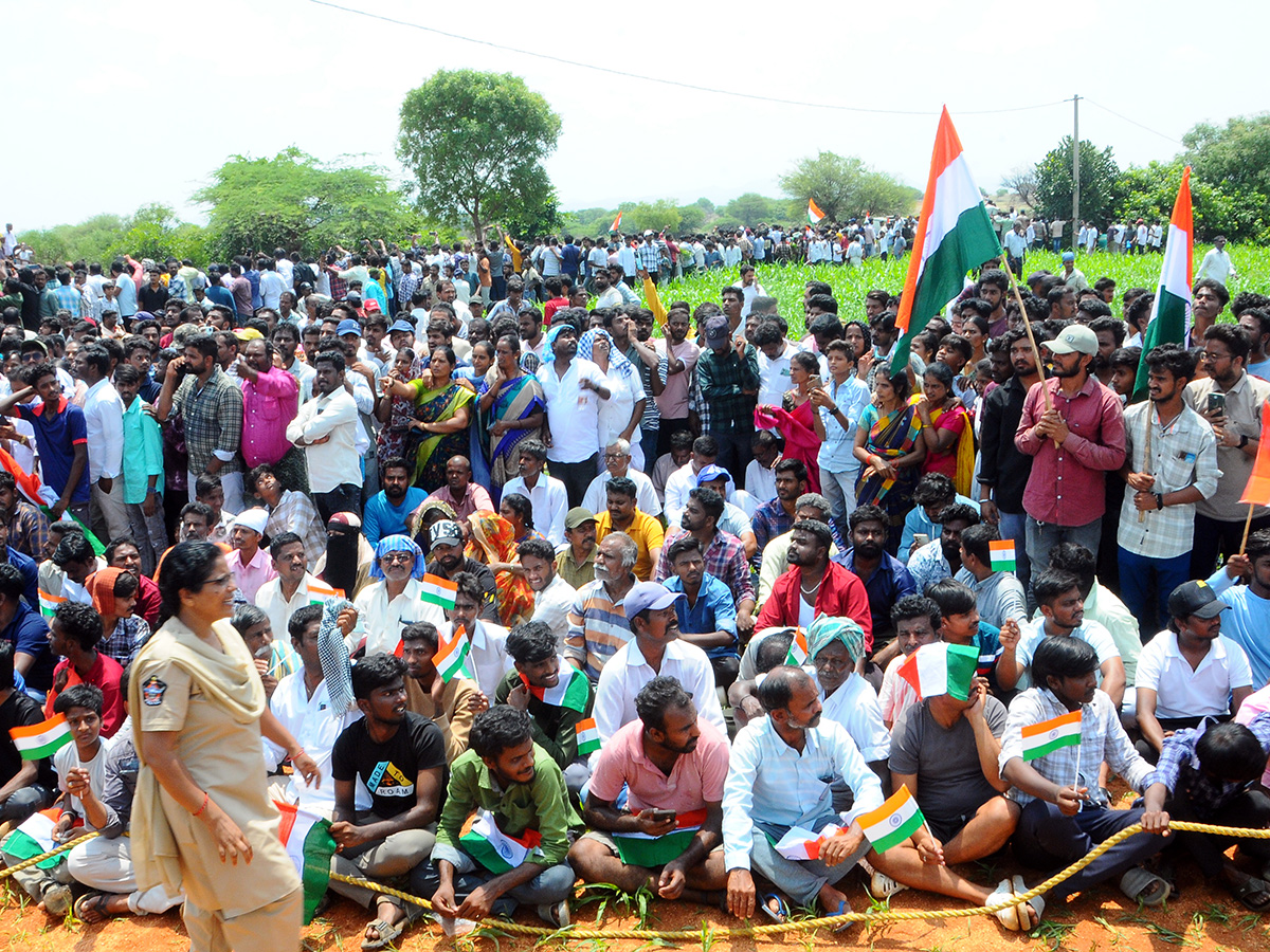 Operation Sindoor : Emotional Farewell to Martyr Murali Naik Photos6