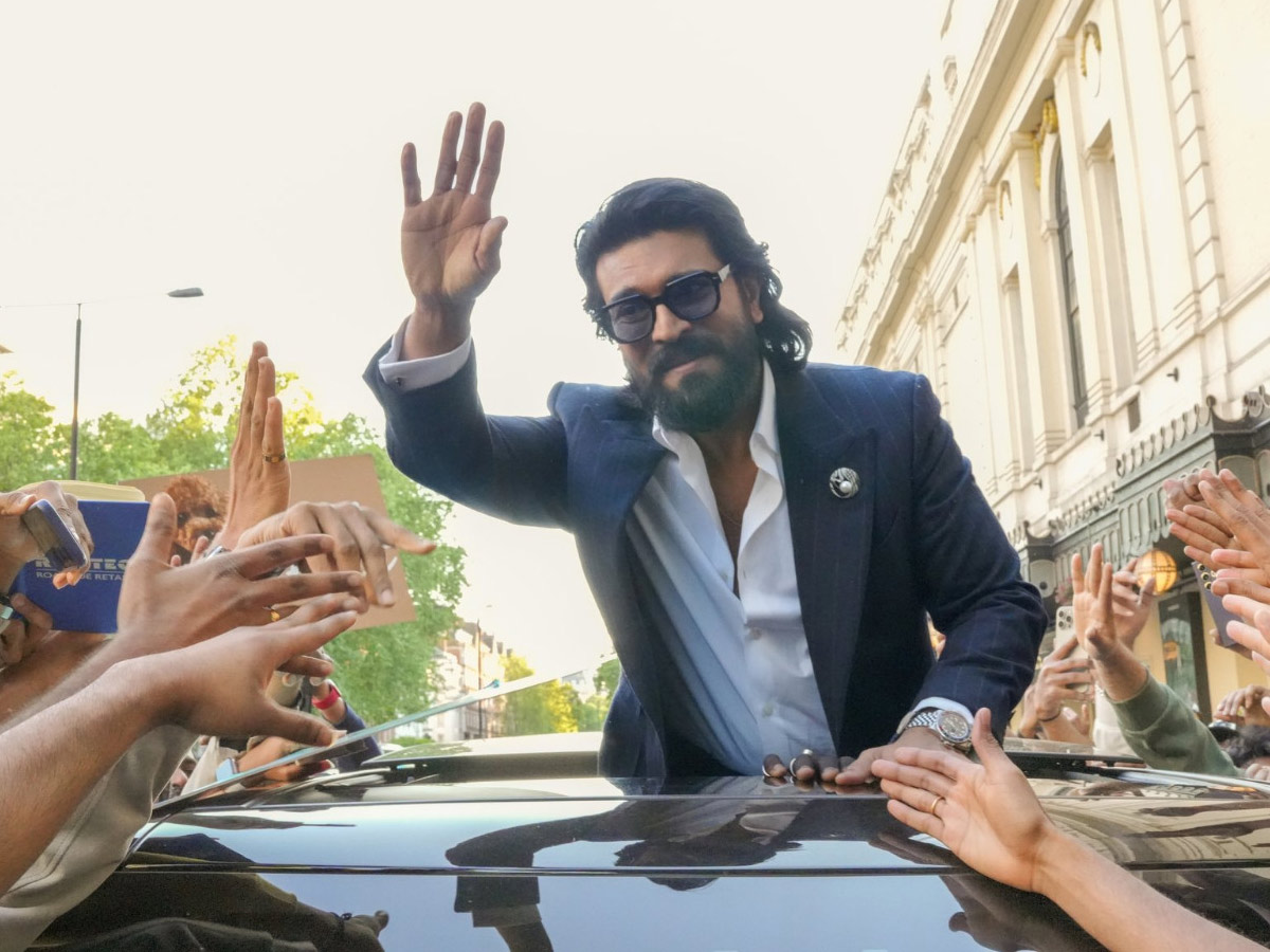Ram Charan unveils his wax statue in London Photos4