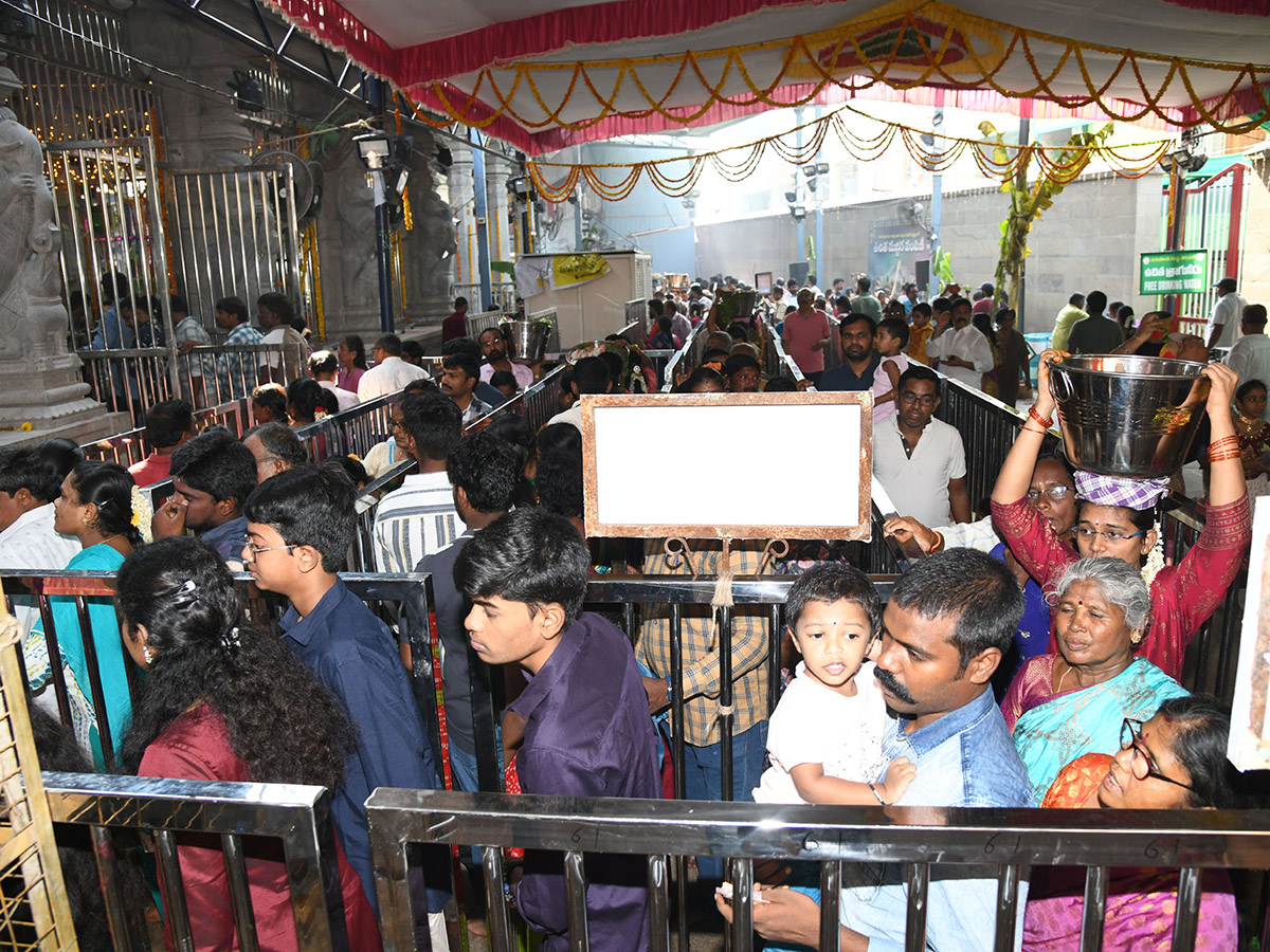Tirupati Gangamma Jatara 2025 Festival Vibes9