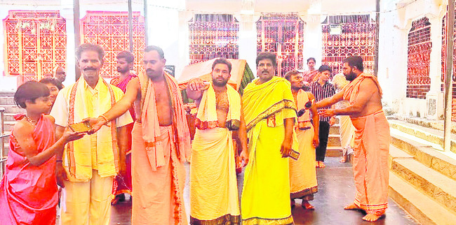 బీచుపల్లి క్షేత్రం.. భక్తజన సంద్రం 2