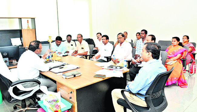 బోరుకు అనుమతి తప్పనిసరి 1