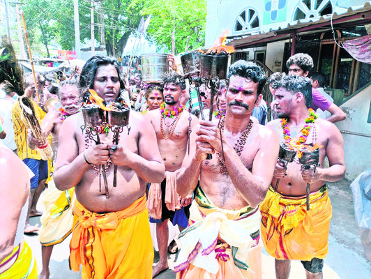 ● సింహగిరికి వైశాఖ పౌర్ణమి శోభ1